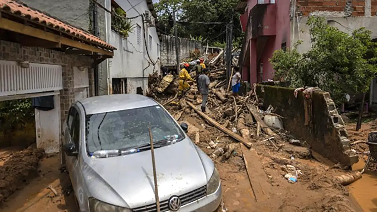 Tragédias no litoral norte: O desespero de quem vive em áreas de risco.